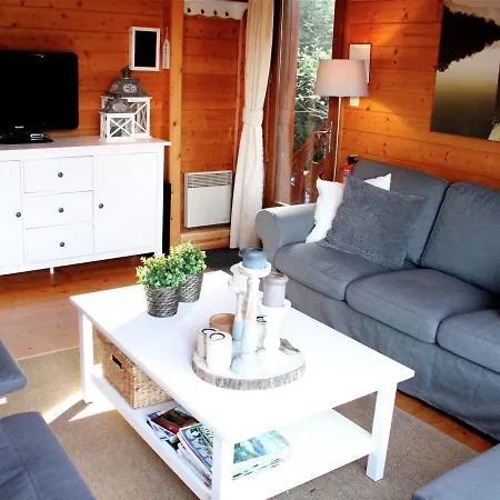 Dom wakacyjny Cozy Near In *